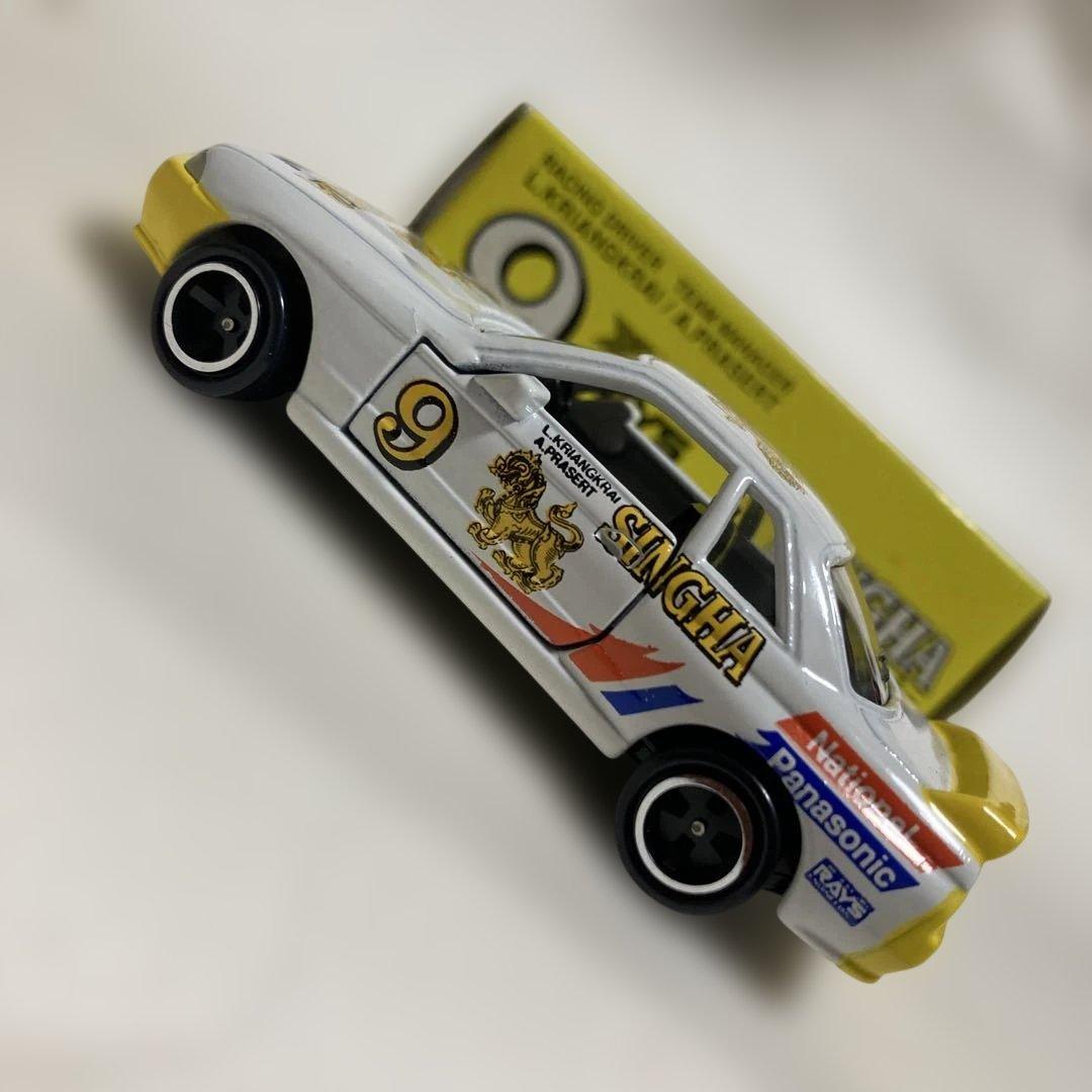 トミカ　SINGHAツーリングカー TAISAN ADVANスカイラインR32