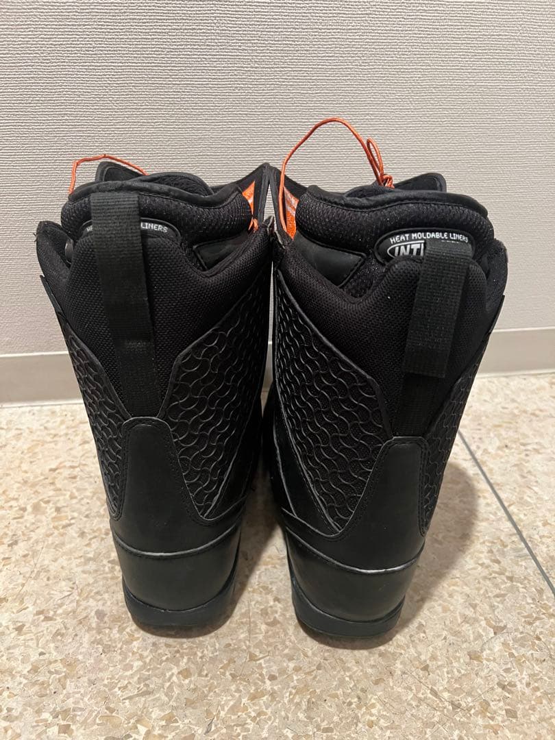 thirty twoスノーボードブーツ 女性用 22.5