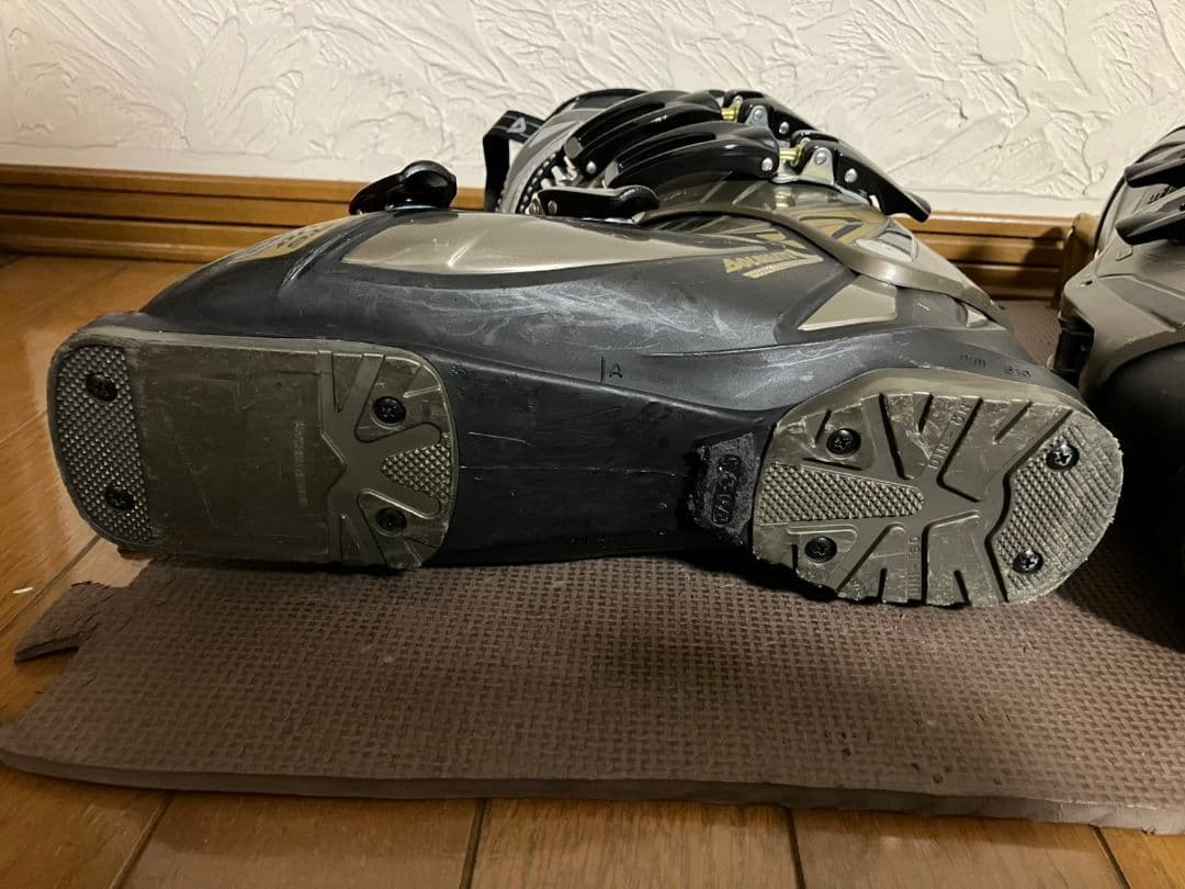 DOLOMITE　ドロミテ スキーブーツ 27cm　足幅広め WALKモード付