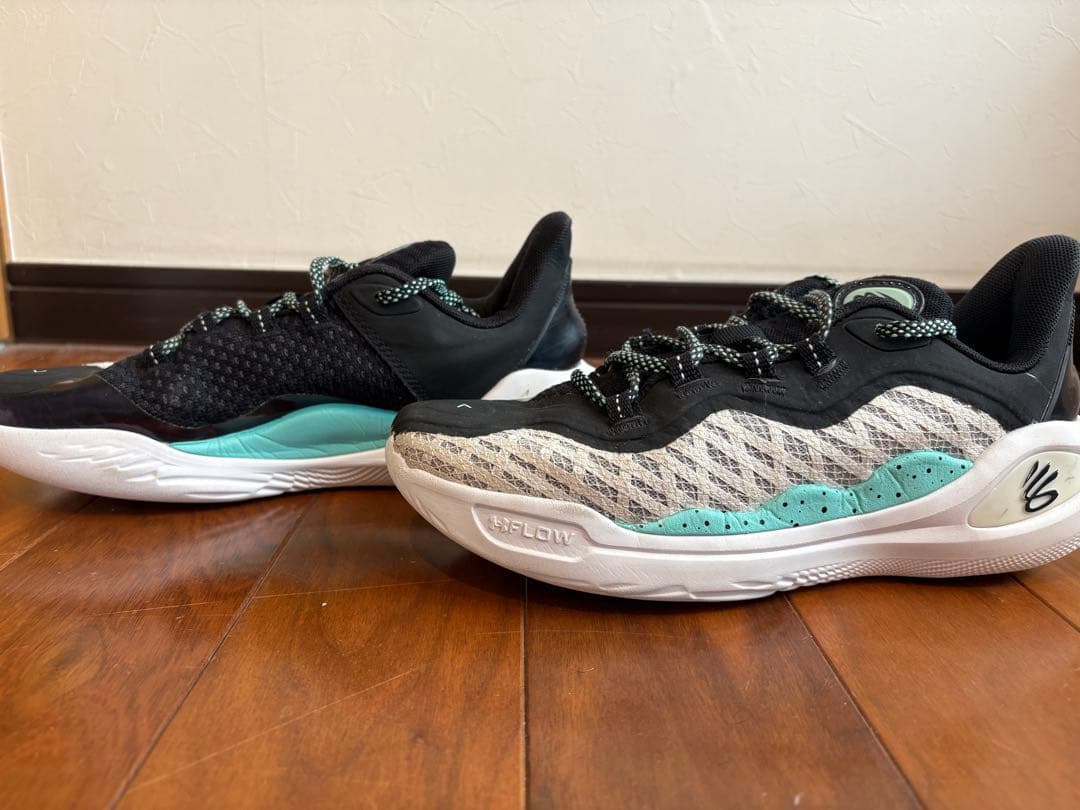 カリー11 アンダーアーマーバッシュ　箱付き　25.0 curry11