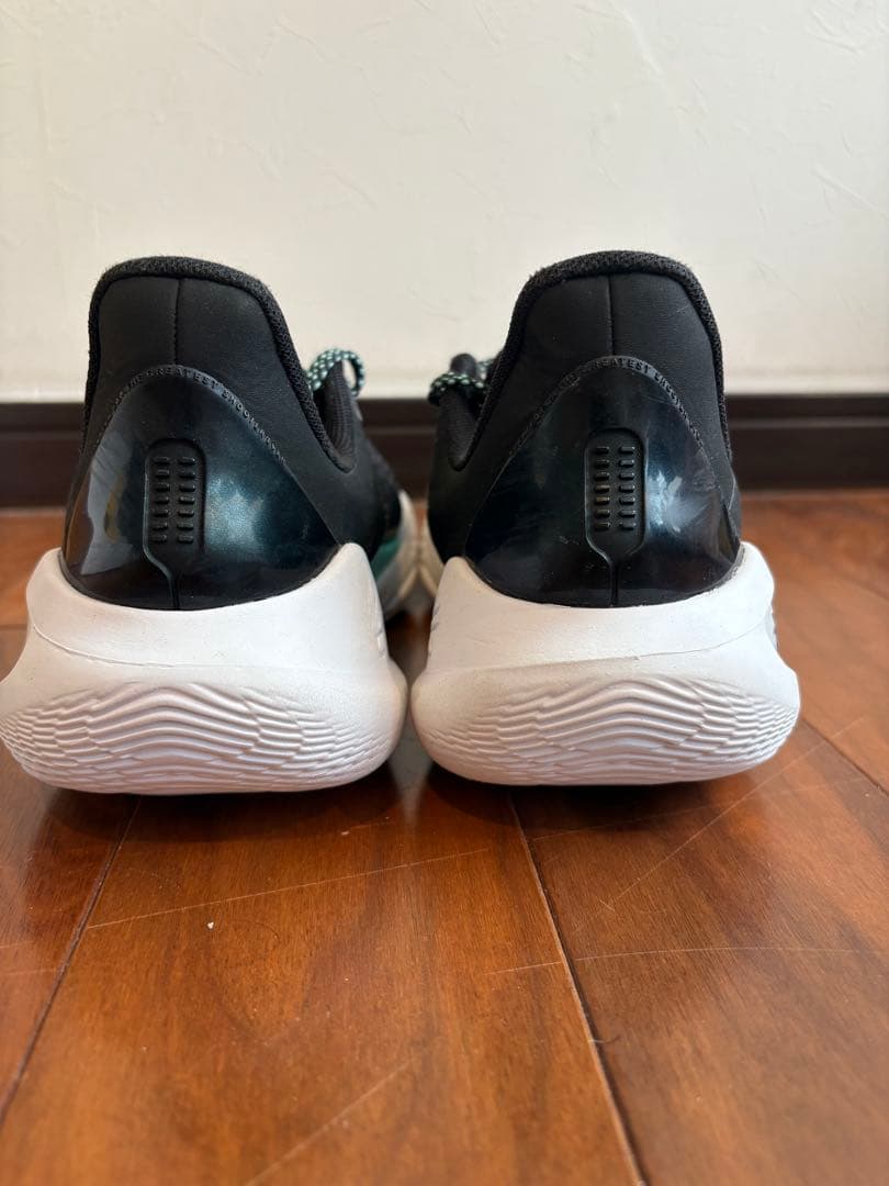 カリー11 アンダーアーマーバッシュ　箱付き　25.0 curry11