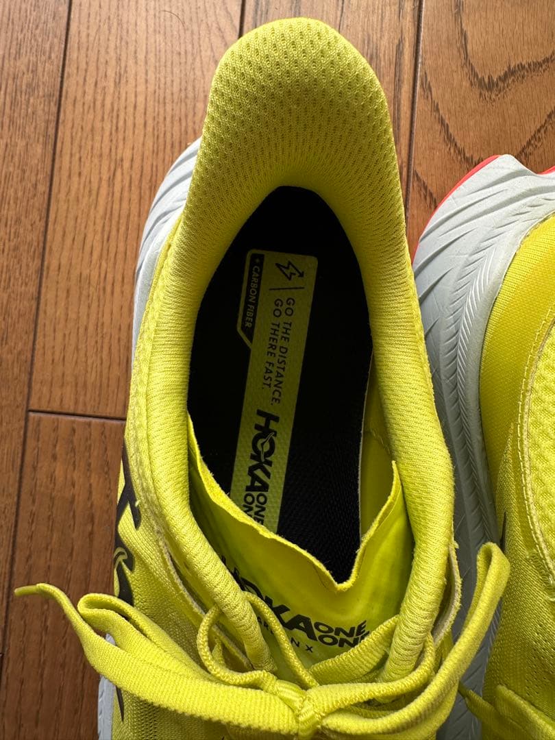 HOKA ONEONE カーボンX2 US9.5 27.5cm