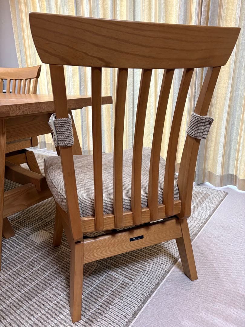 売り尽くし　バラ売り可　超美品　大塚家具ダイニングセットのチェア1脚の価格です。