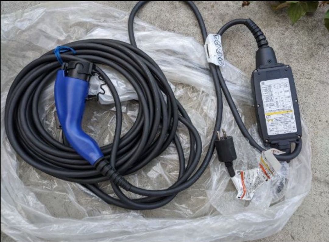 ‼️トヨタ、レクサス純正PHV充電ケーブル 未使用品‼️