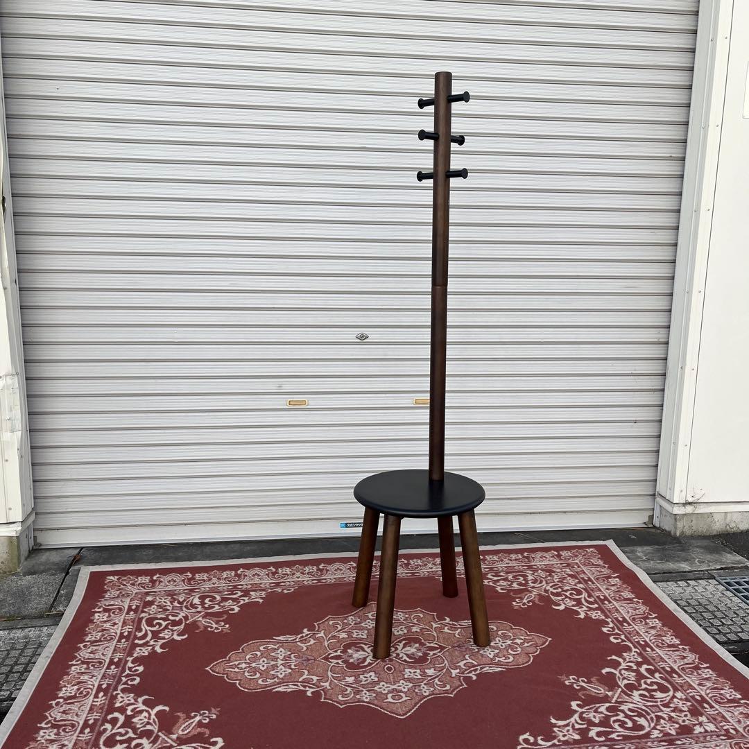 umbra アンブラ ◾️スツール付き 木製ポールハンガー 黒ブラック