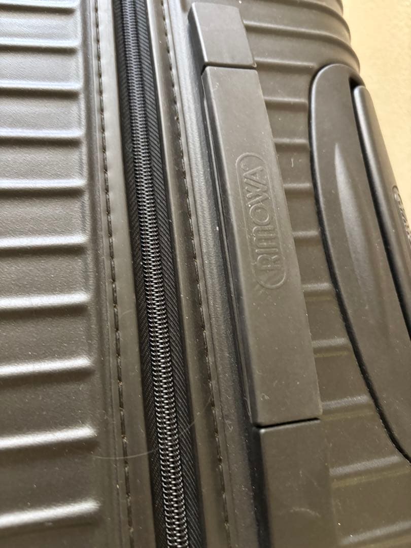 リモアキャリーケーススーツケース