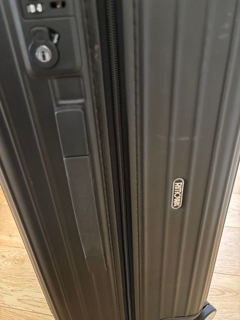 リモアキャリーケーススーツケース