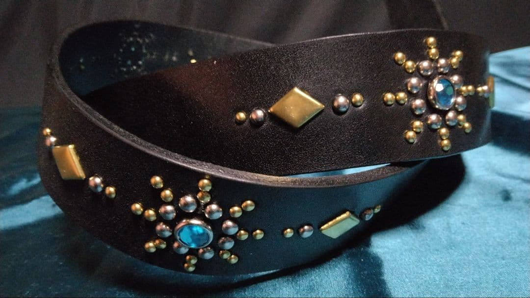 昭南ベンズレザー スタッズベルト ニッケル＆ブラス アクアブルー