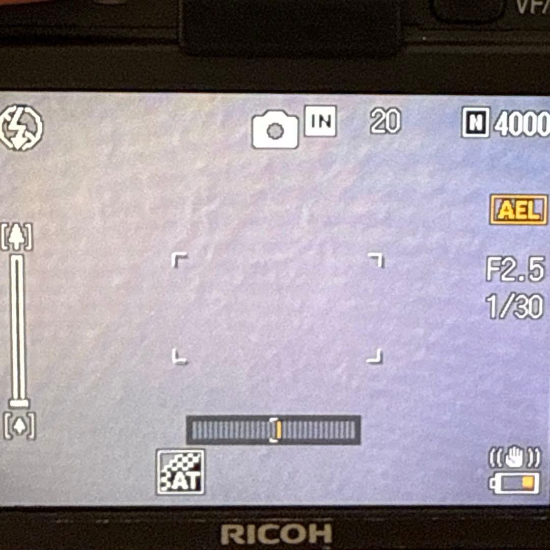 RICOH GX200 デジタルカメラ 本体