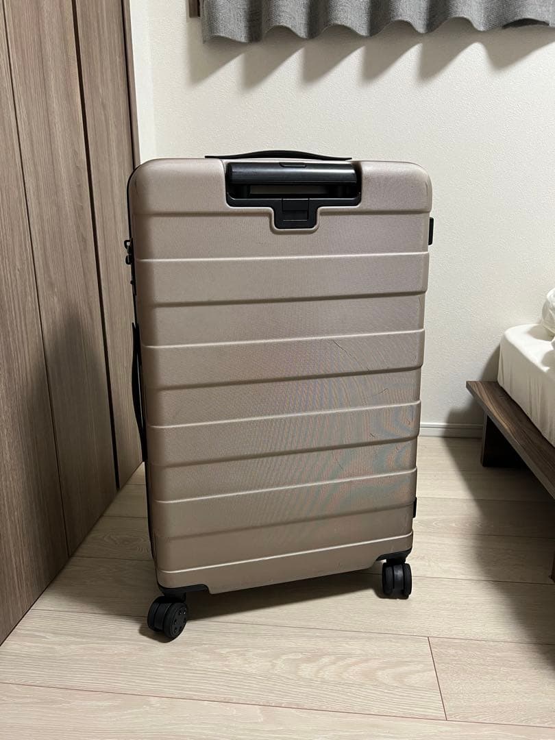 MUJI 無印良品　ハードキャリーケース（７５Ｌ） ベージュ　鍵付き