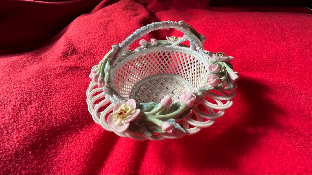 ☆新品☆陶器　飾り物　アイリッシュ・ドレスデン風