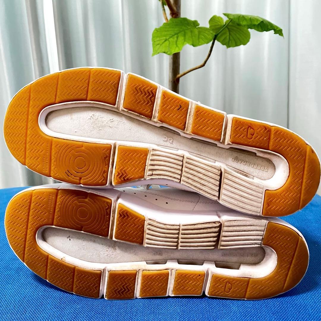 On THE ROGER オン ロジャー センターコート ホワイト 27cm