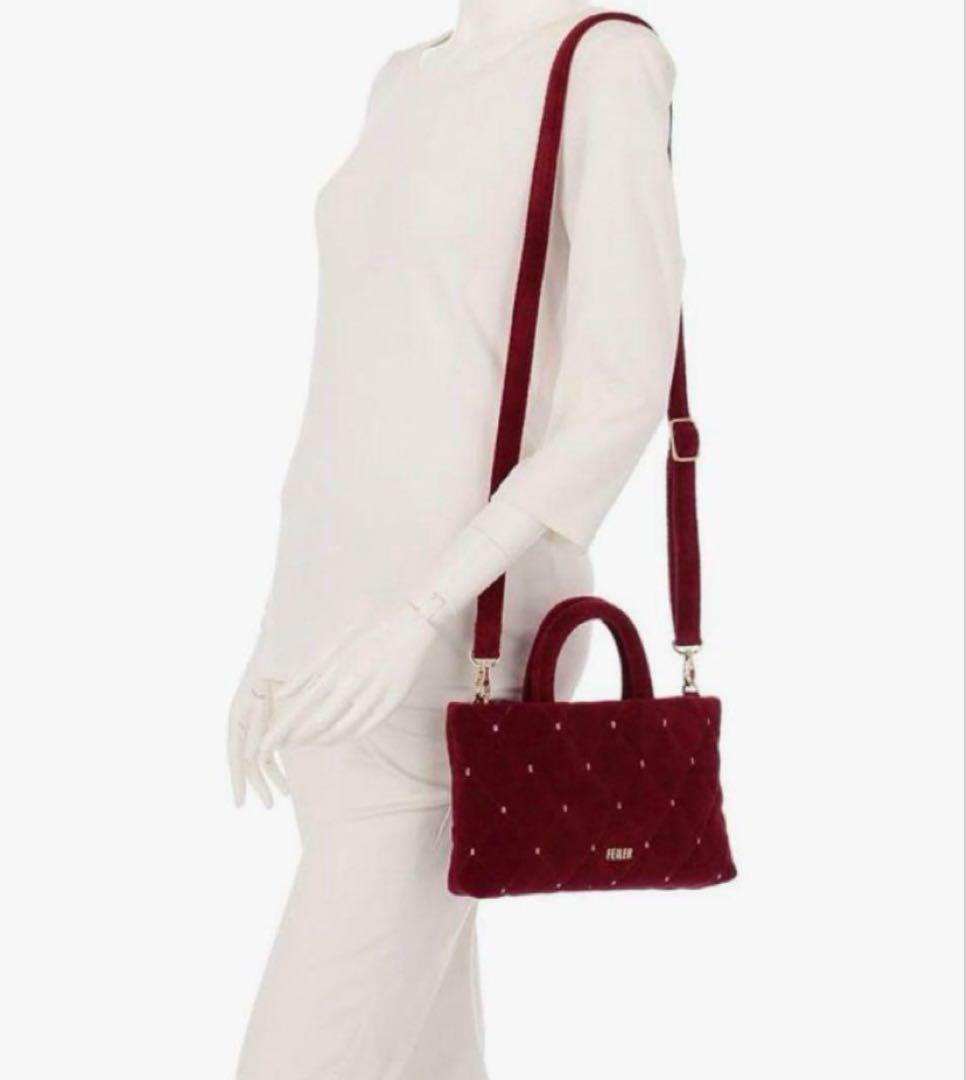 限定完売品 フェイラー ユニ ショルダーバッグ レッド - メルカリ