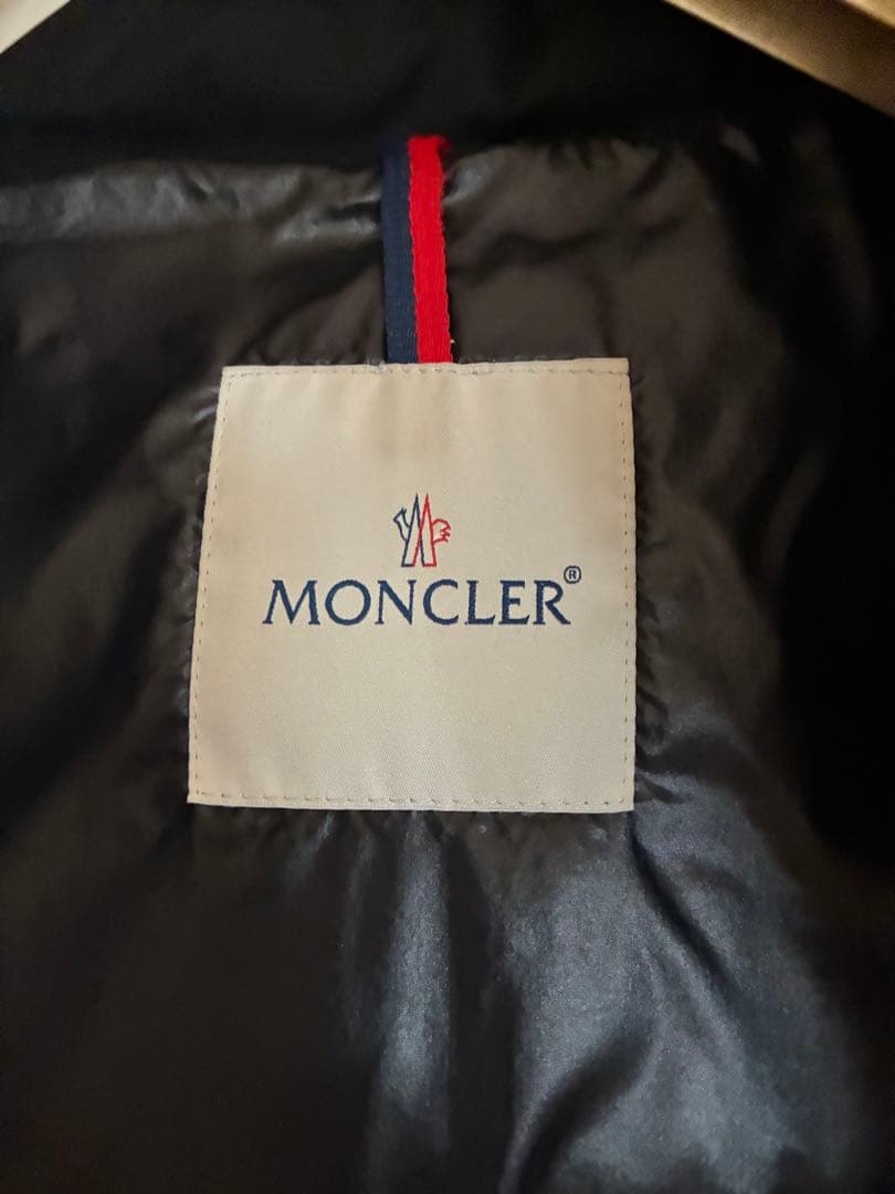 MONCLER モンクレール ブラック ダウンジャケット