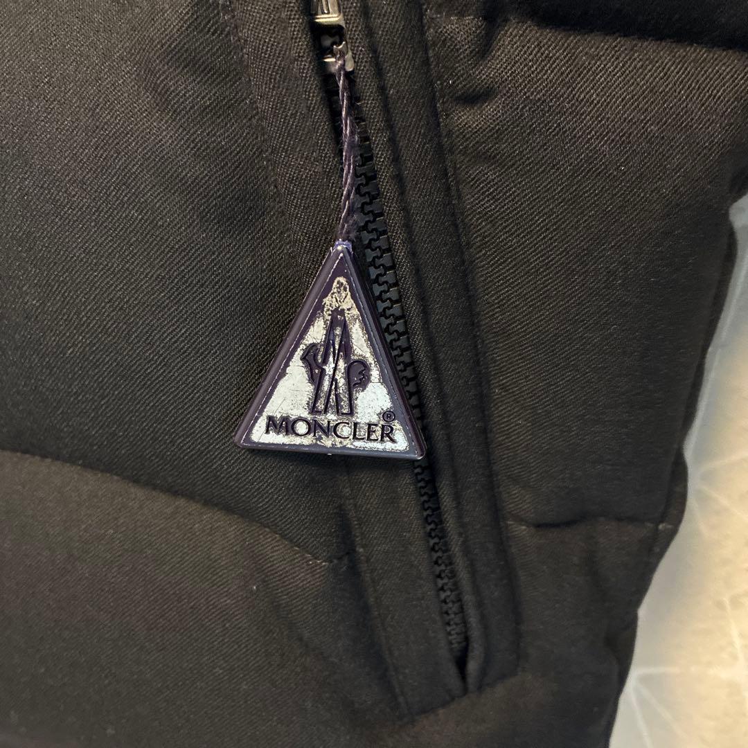 MONCLER モンクレール ブラック ダウンジャケット