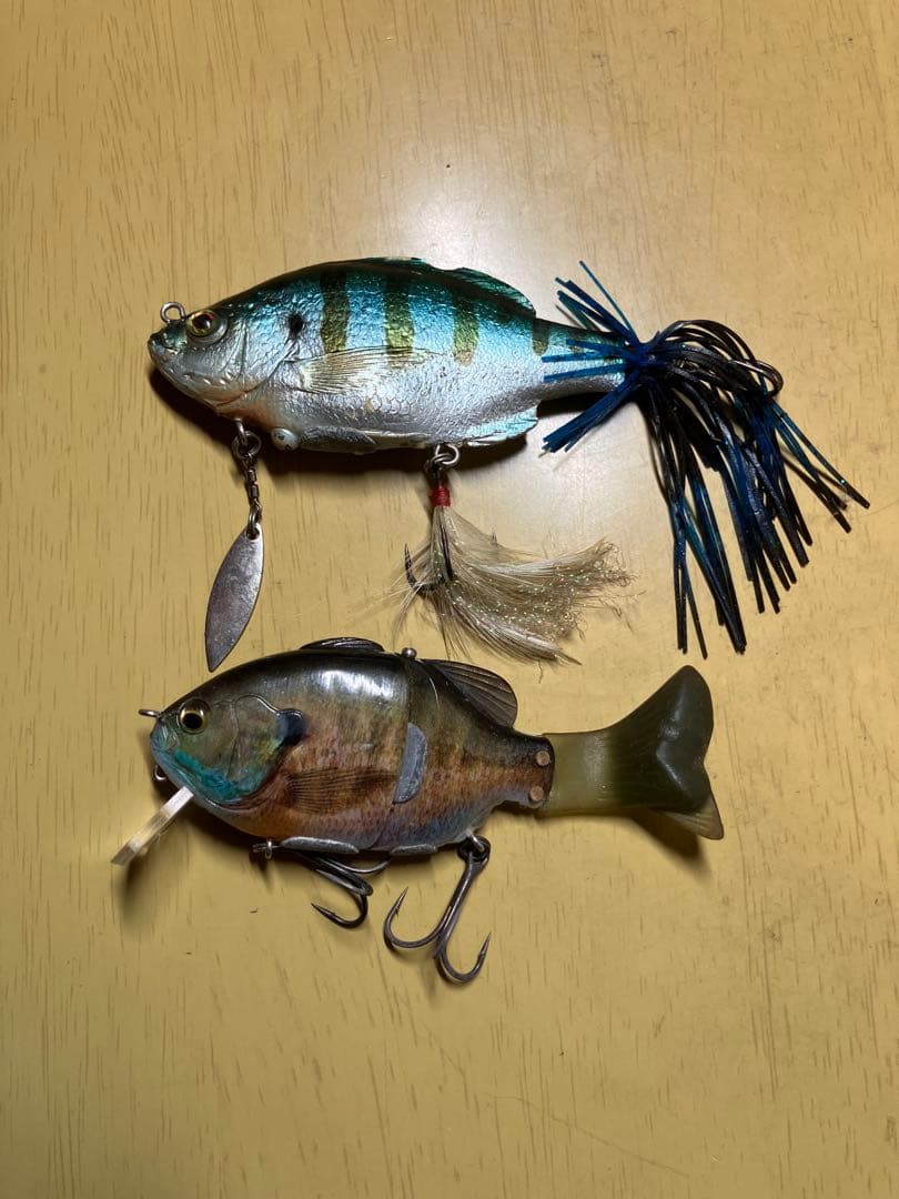 ギル型ルアー リトルゾーイ ギルロイドミニー ビックベイト ブラック