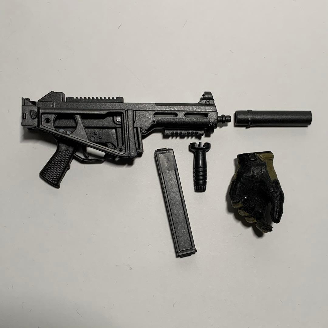 1/6カスタムフィギュア ピアーズ・ニヴァンス バイオハザード6 - メルカリ