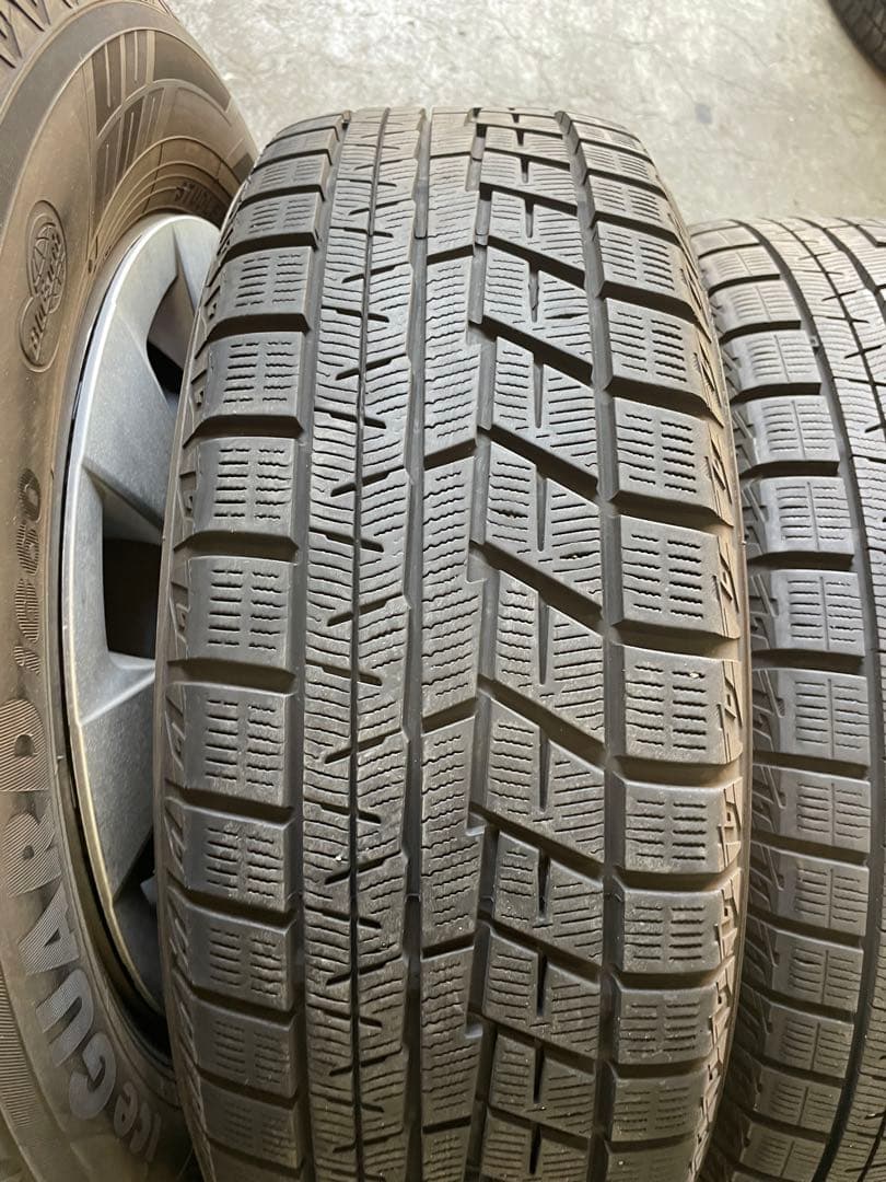 Raa 様カローラ　スポーツ、ツーリング、プリウスなど195/65R15