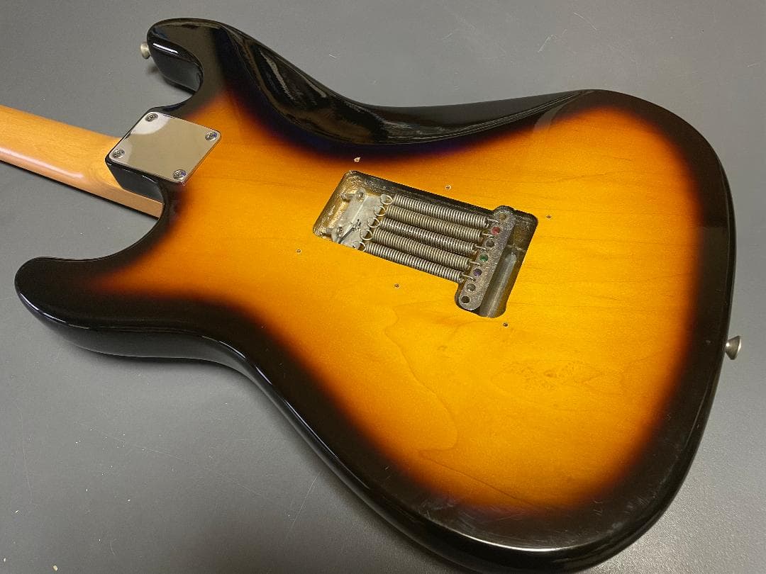 ブラウニーっぽいストラトキャスタータイプ