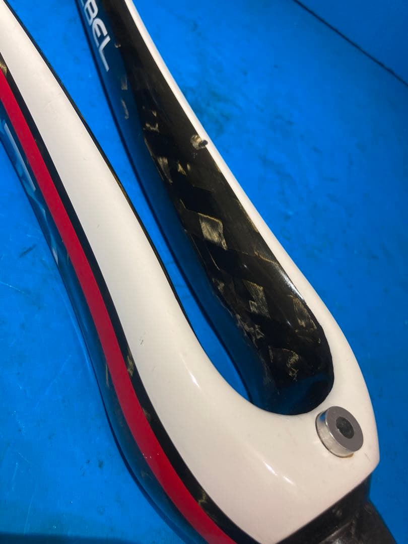 ◻️KUOTA KEBEL フルカーボンフロントフォーク ヘッドパーツ付