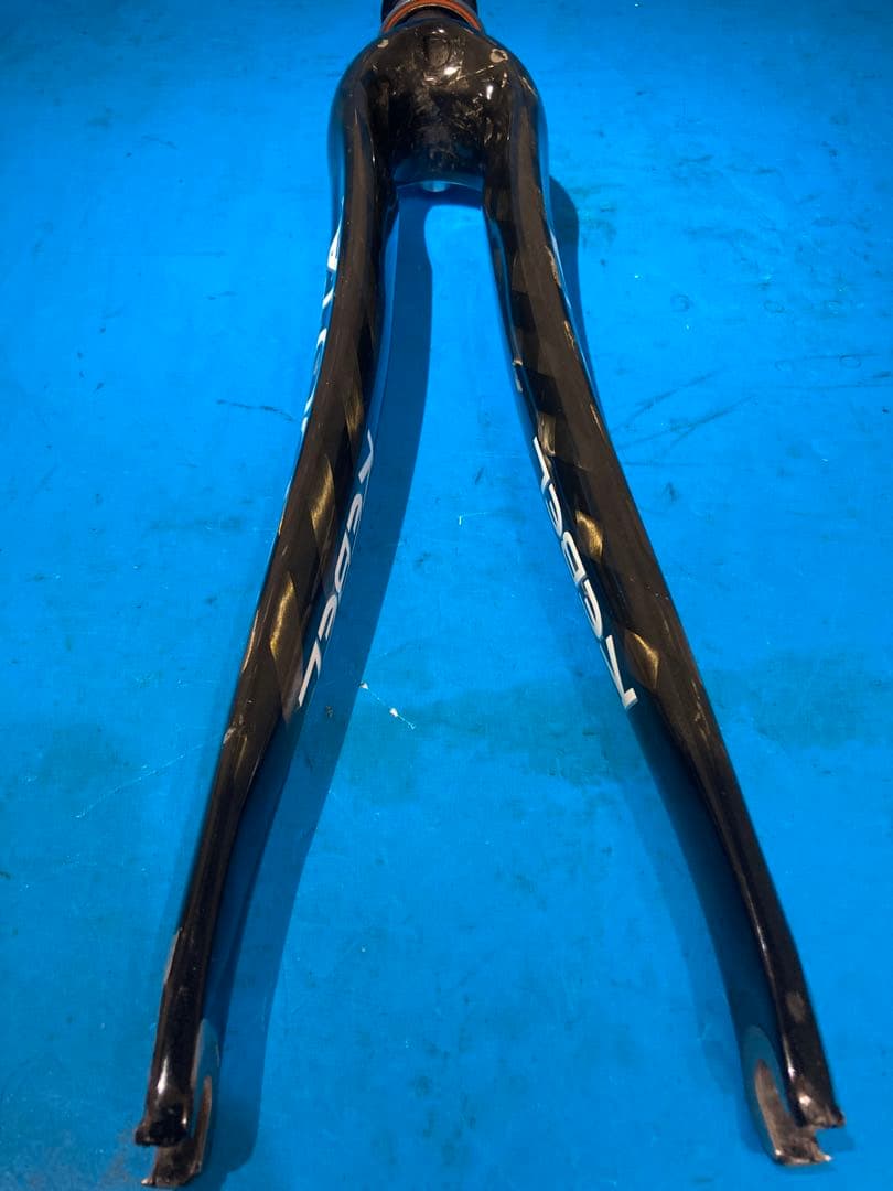◻️KUOTA KEBEL フルカーボンフロントフォーク ヘッドパーツ付