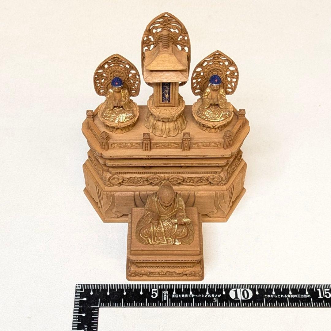 【セール・新品】 厨子入り　日蓮聖人　三宝尊　紅檀　金泥　総高さ約21㎝