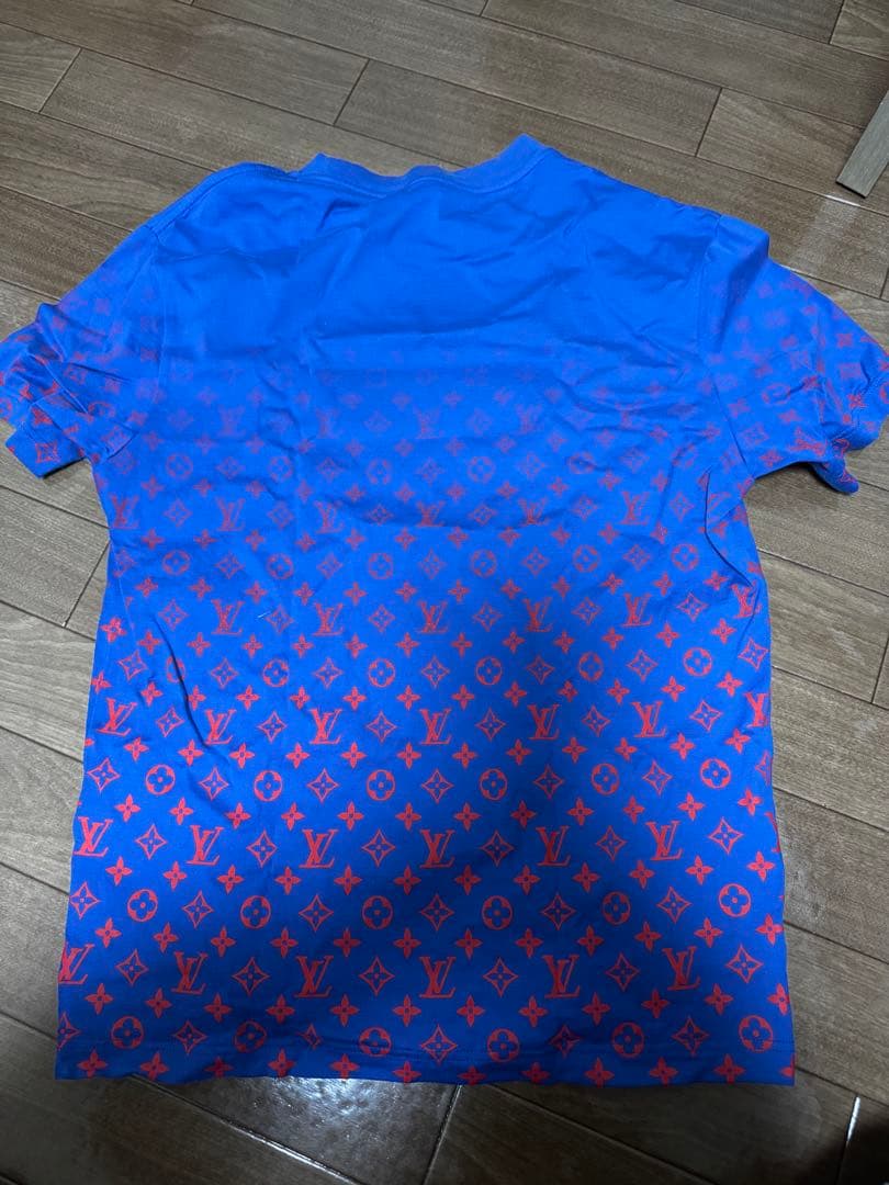 LOUIS VUITTON ロゴプリント Tシャツ