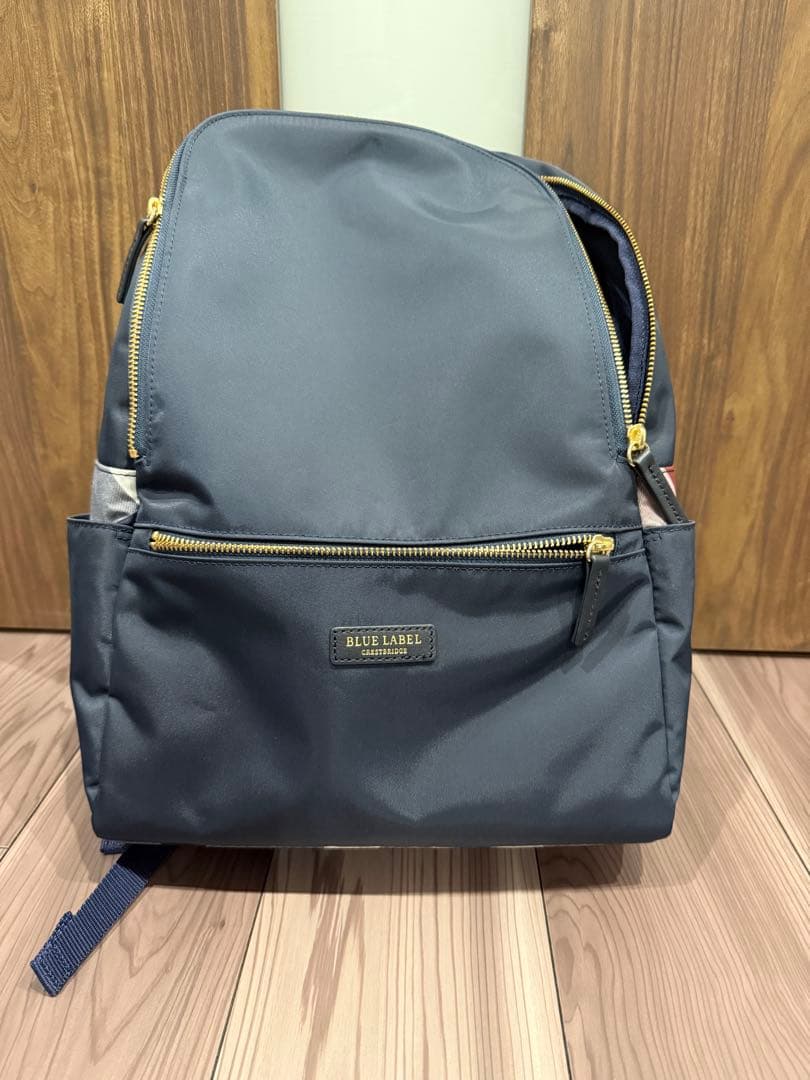 BLUE LABEL CRESTBRIDGE ナイロンバックパック （ネイビー）