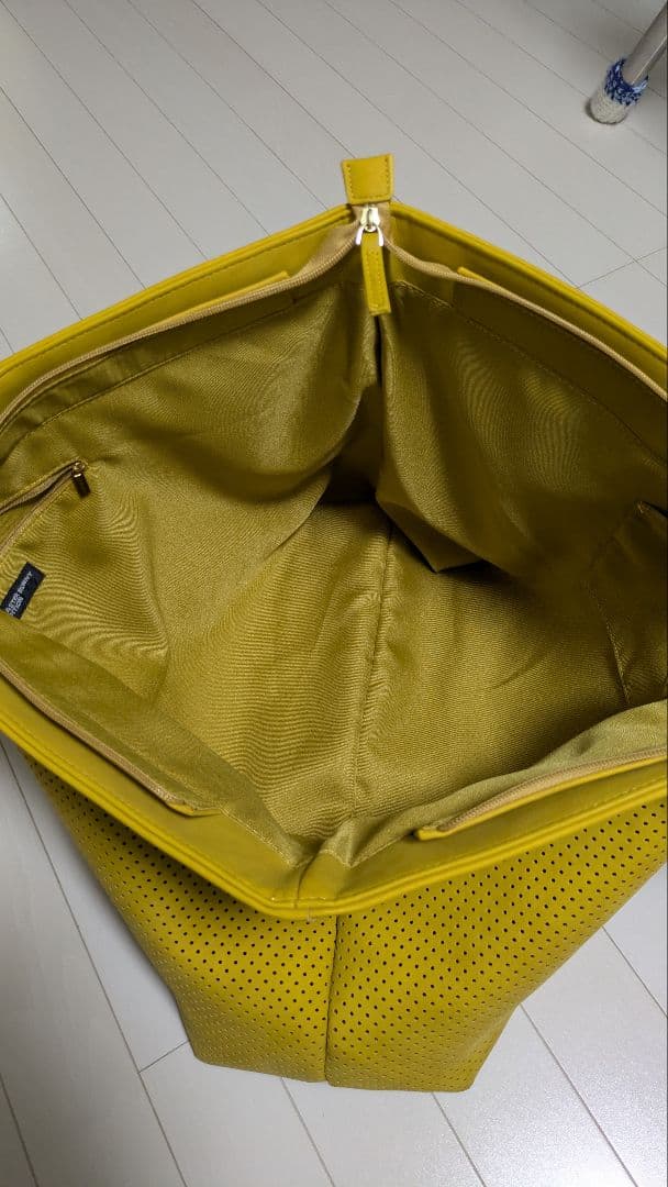 MASTER BUNNY EDITION パンチングスエード　トートバッグ