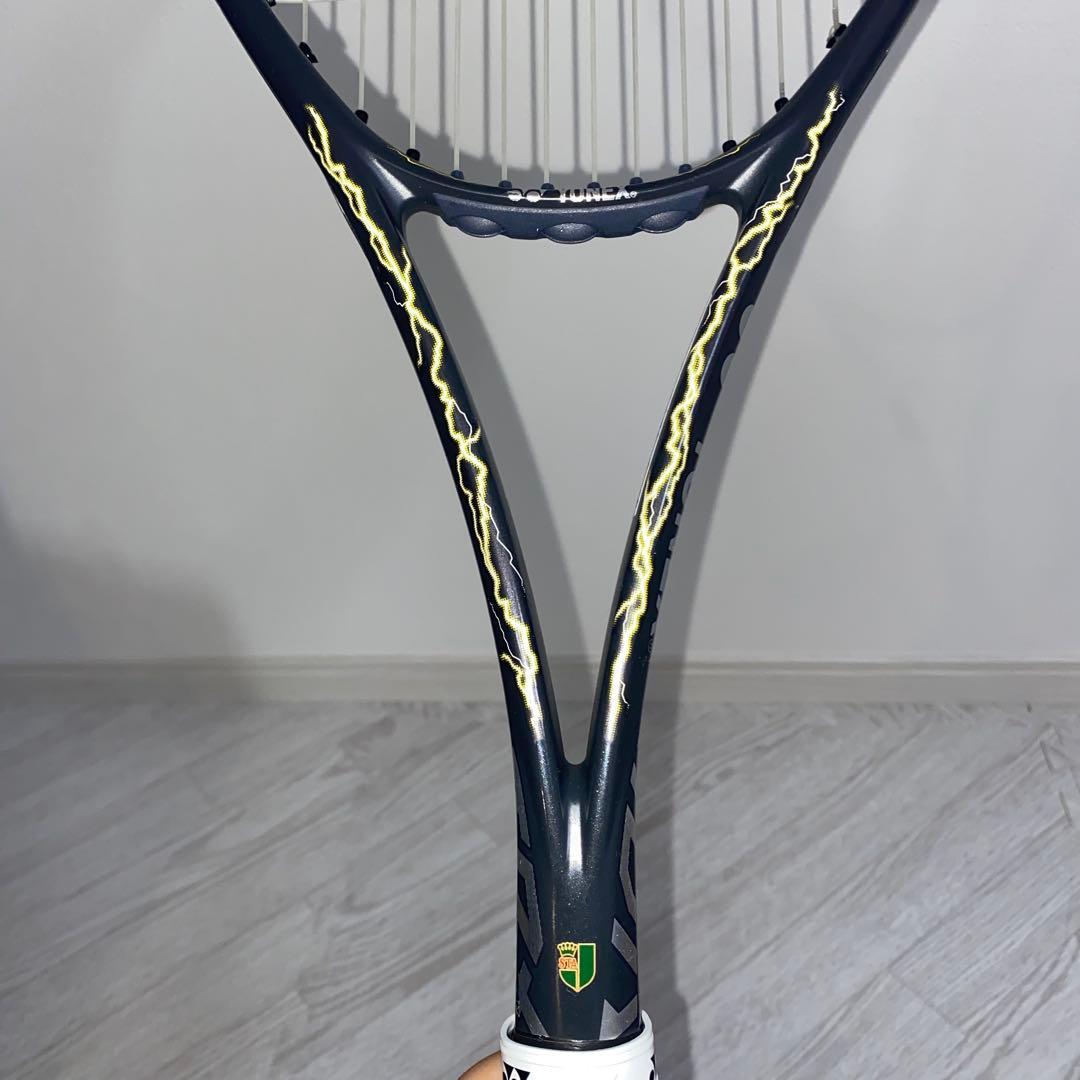 ヨネックス　VOLTRAGE7V