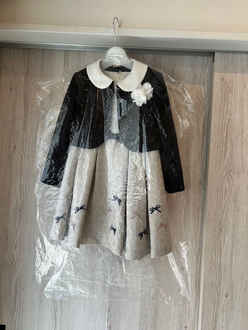 プティマイン　フォーマルドレス ジャケット付き 黒と白