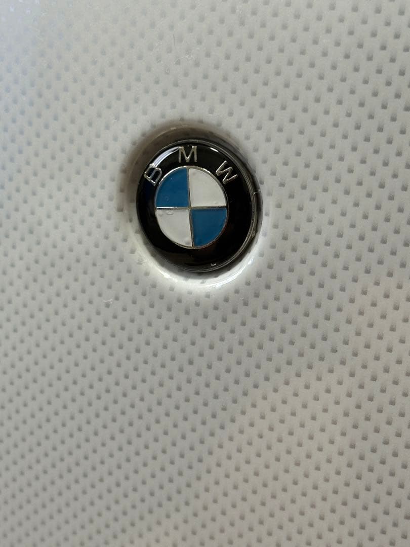 BMW ベアデザイン・ホワイトキャリーケース（機内持ち込みサイズ）