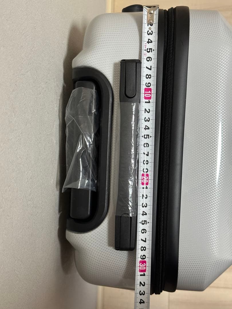 BMW ベアデザイン・ホワイトキャリーケース（機内持ち込みサイズ）