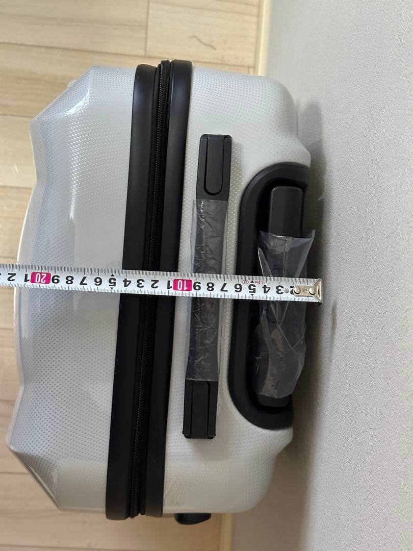 BMW ベアデザイン・ホワイトキャリーケース（機内持ち込みサイズ）