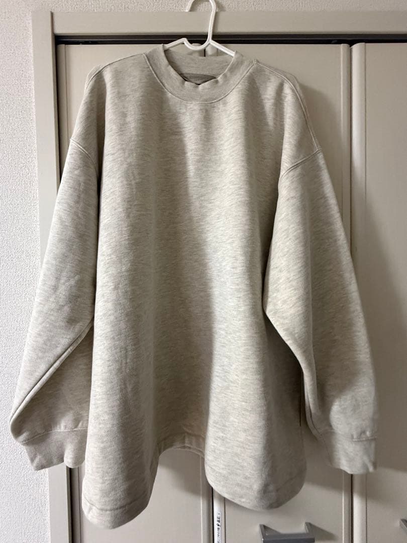 ESSENTIALS FEAR OF GOD スウェット