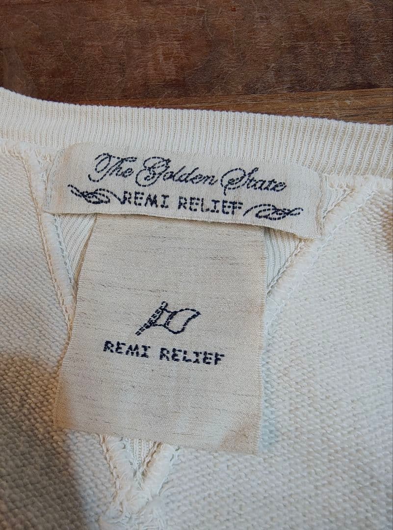 ブリーフィング×レミレリーフ コラボ スウェットトレーナー