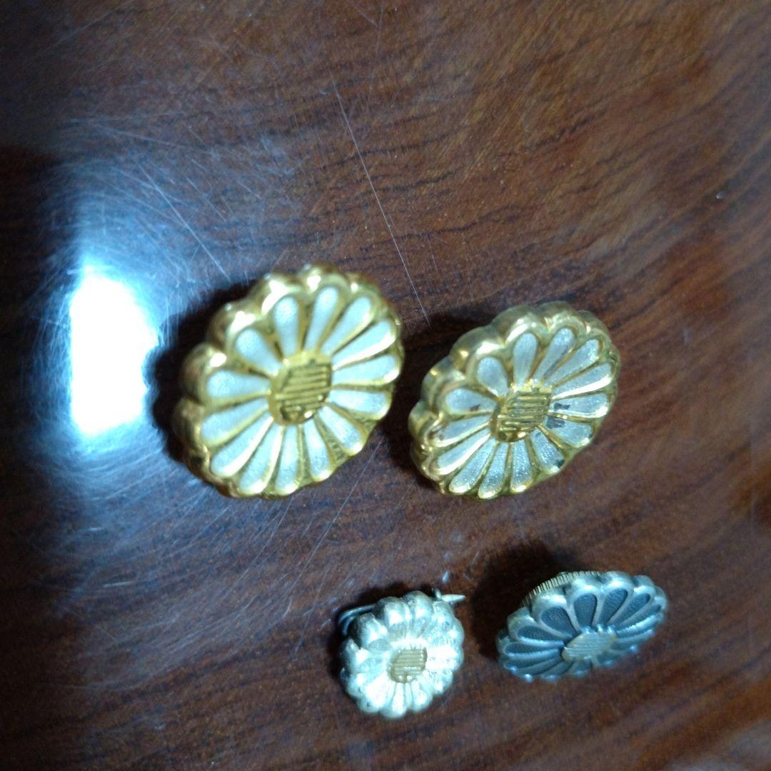 入手困難　純銀製　自民党　功労章　バッジ　×2 プラス2個　　計4個