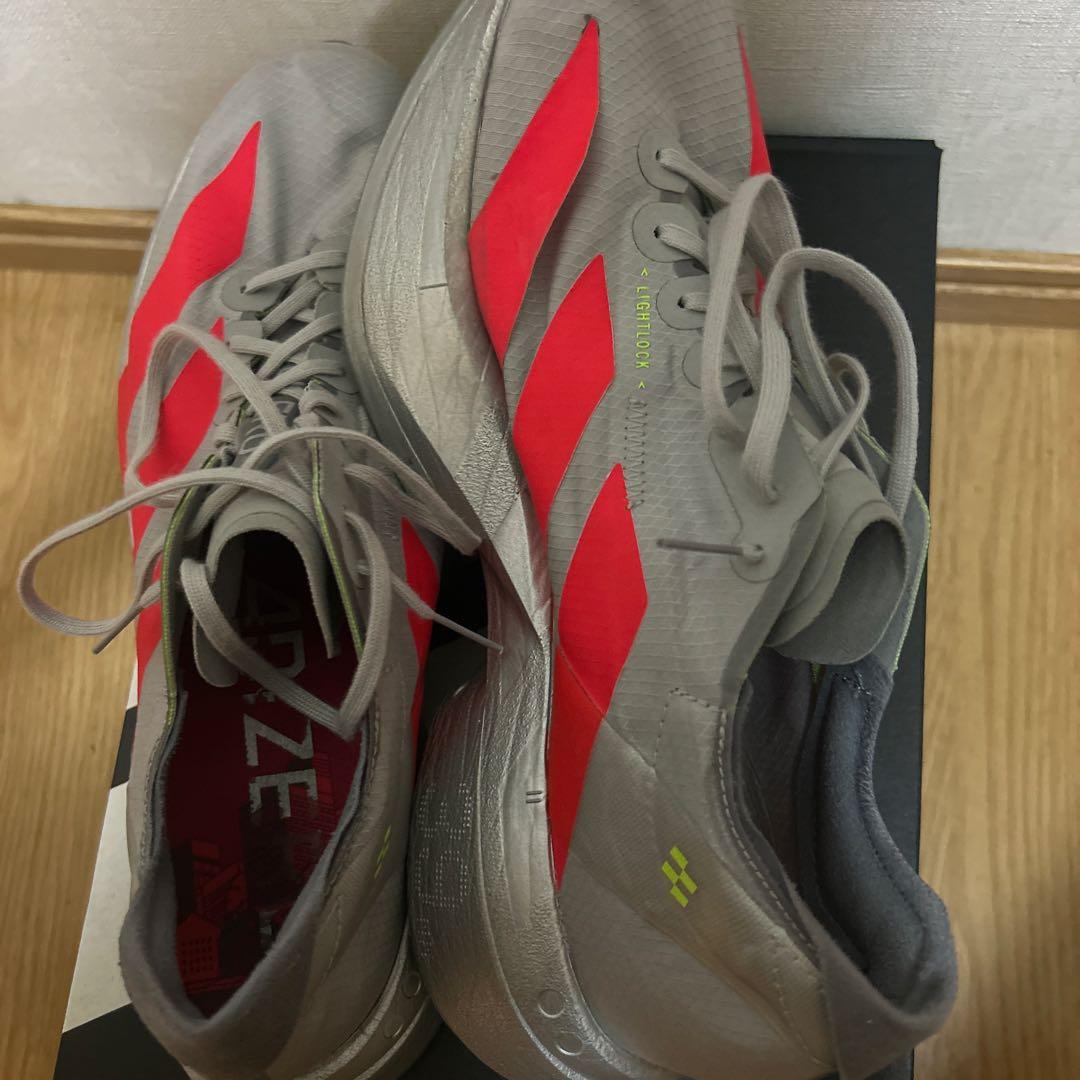 アディオスプロ4 ウルトラマンカラーウィメンズ25.5 20km程使用