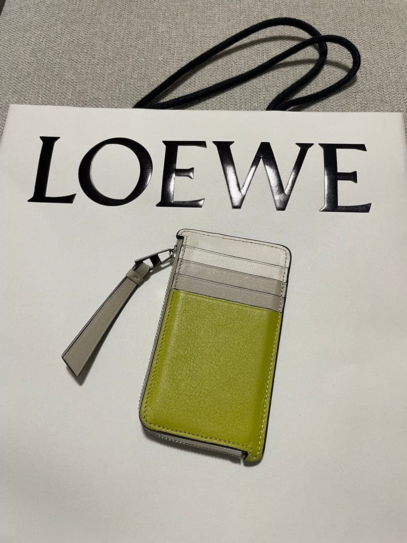 LOEWE レザーキーケース　パズル グリーン