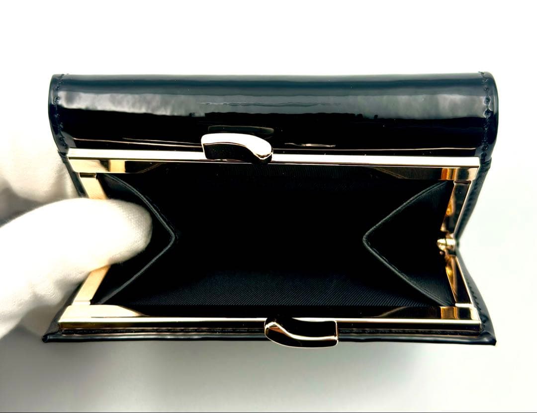 【新品✦人気】Vivienne Westwood 三つ折り財布 ブラック/黒