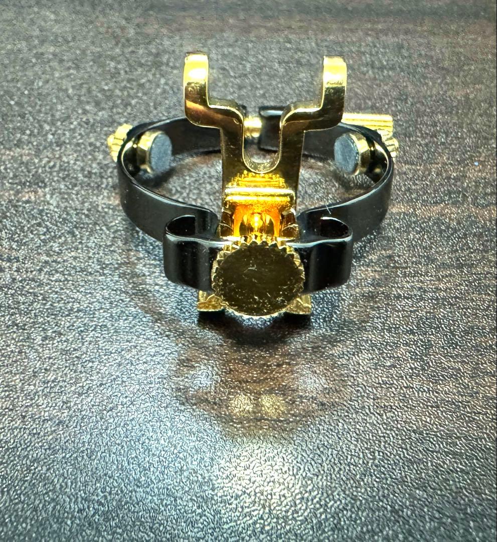 JLVリガチャー プラチナ　テナーサックス用（ラバー）