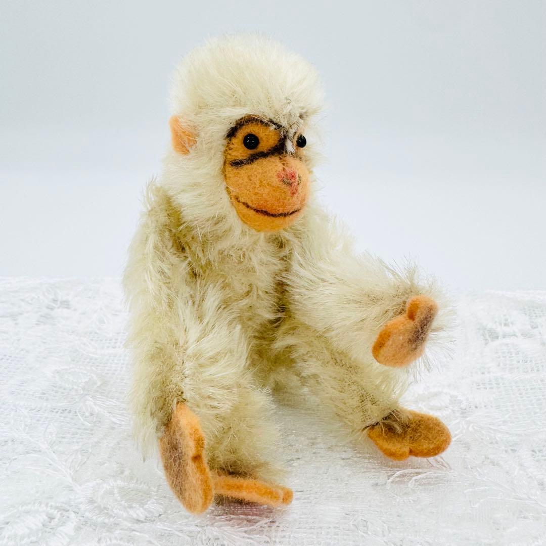 シュタイフ★Jocko Chimpanzee & Chamois Buck