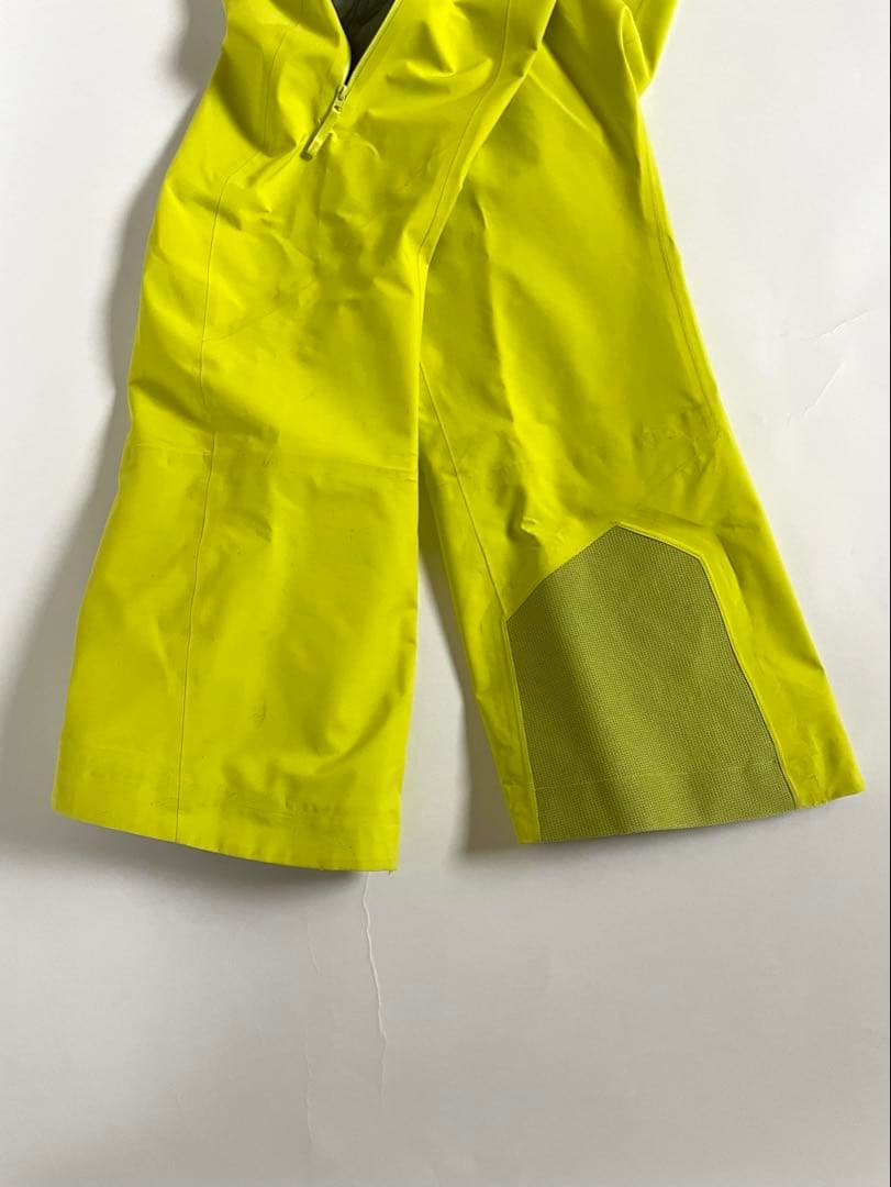 ゴールドウィン W's GORE-TEX 2L カーゴパンツ サイズ2 新品本物