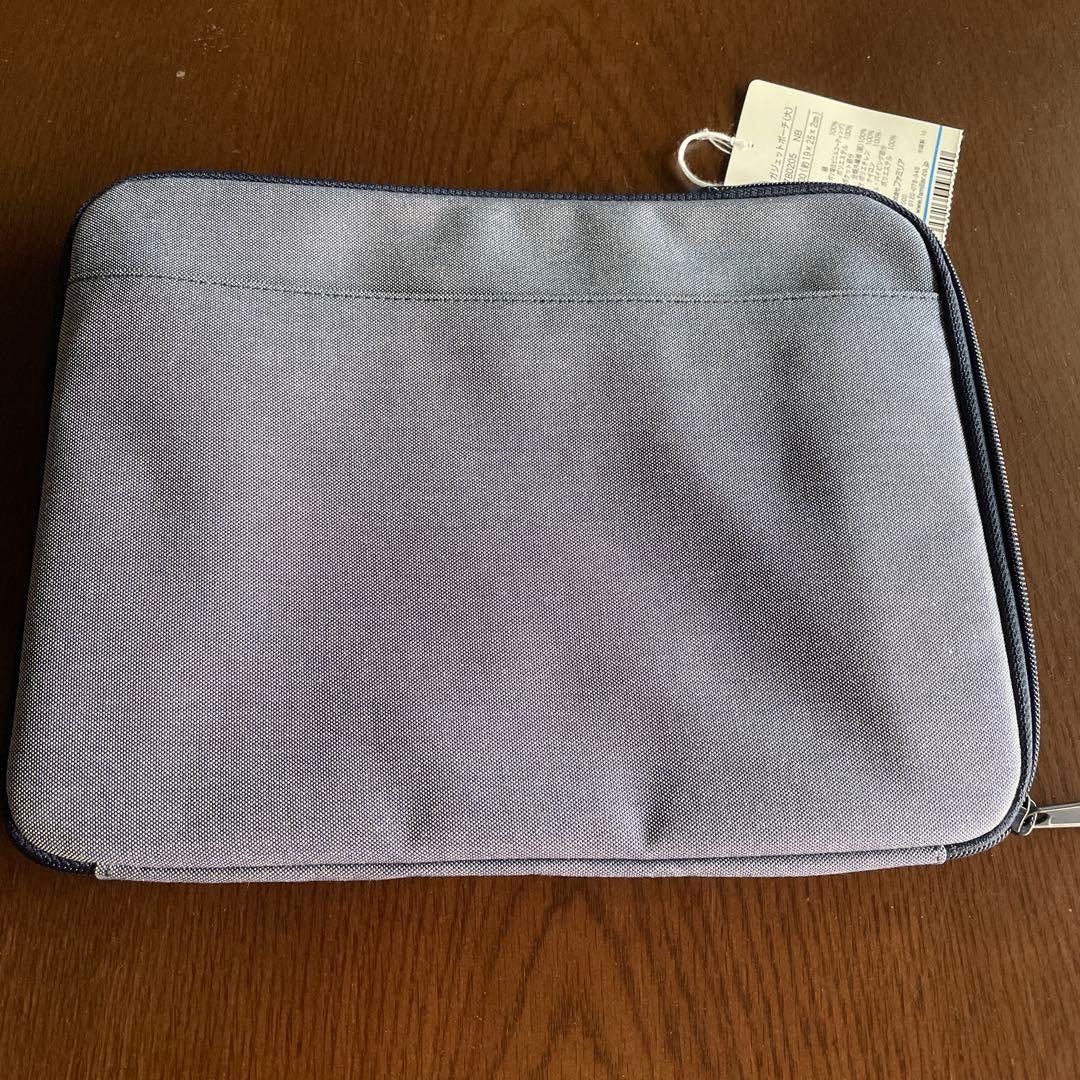 カサブランカ（新品未使用）ファミリア　ガジェットポーチ　レア