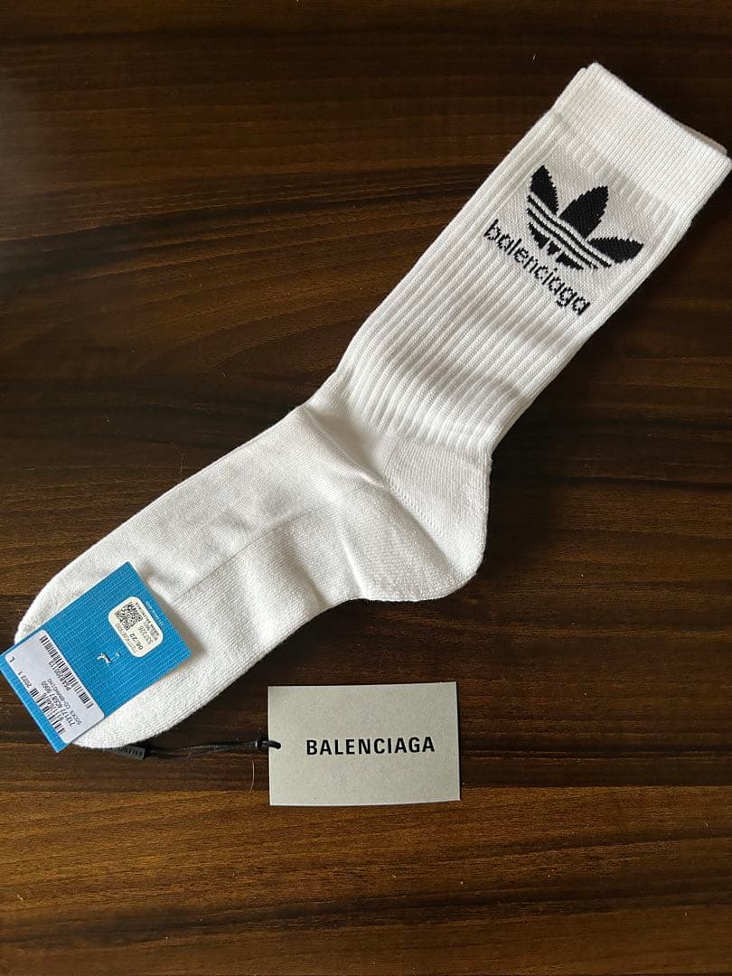 ☆最終値下げ☆新品‼︎ バレンシアガ×アディダス コラボソックス 靴下