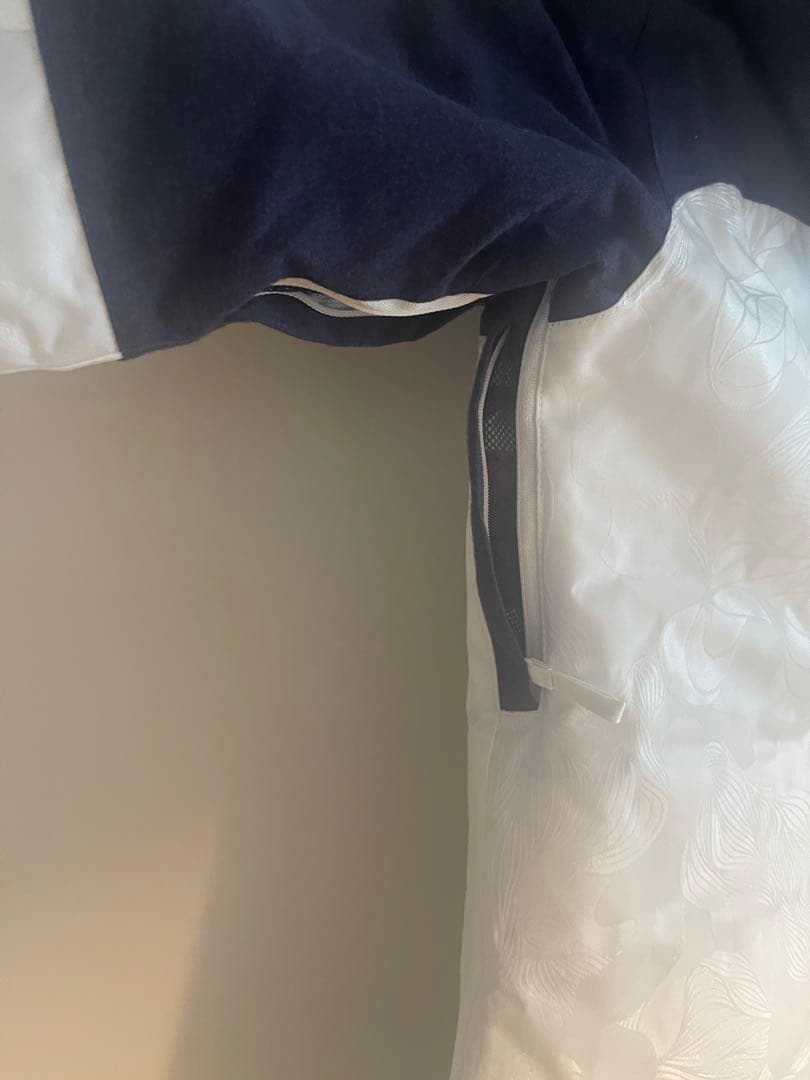 定価41800円新品同様☆Roxy☆スノーボードジャケットホワイト/ネイビー s