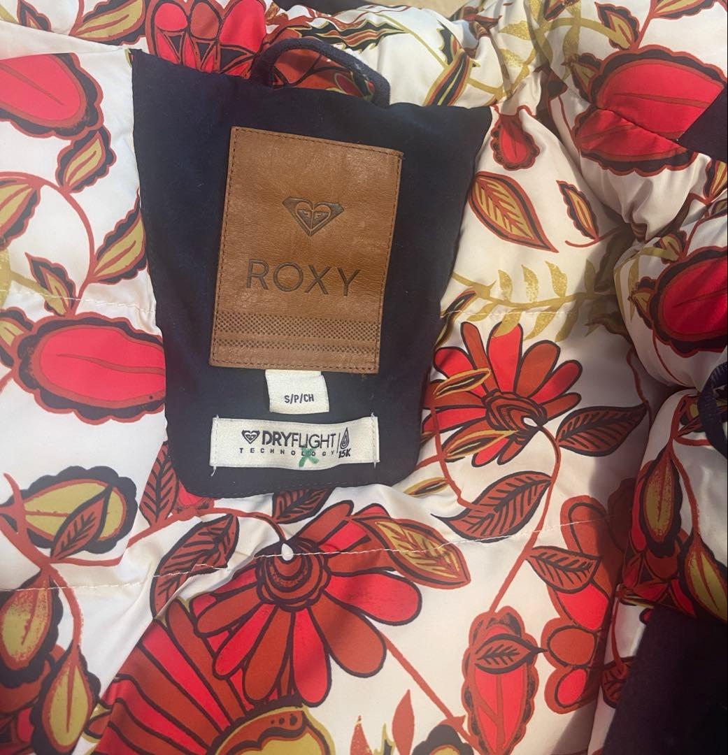 定価41800円新品同様☆Roxy☆スノーボードジャケットホワイト/ネイビー s