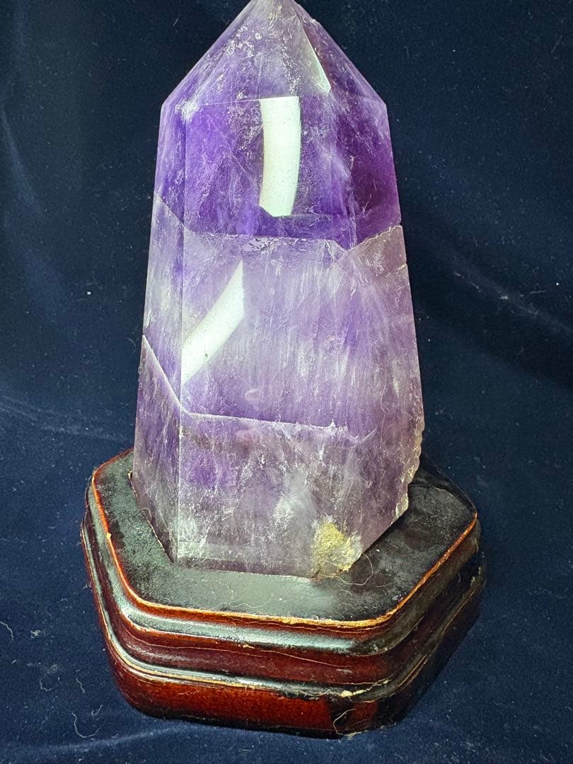 緊急値下げ！！☆アメジスト☆ ポイント型置物 木製台座付き 六角柱 紫水晶