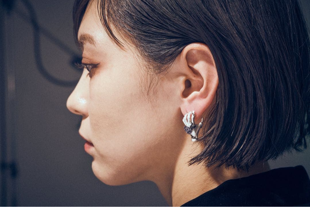 最終値下】hazama Ado コラボ ピアス シルバー ha | za | ma ハザマ × Ado