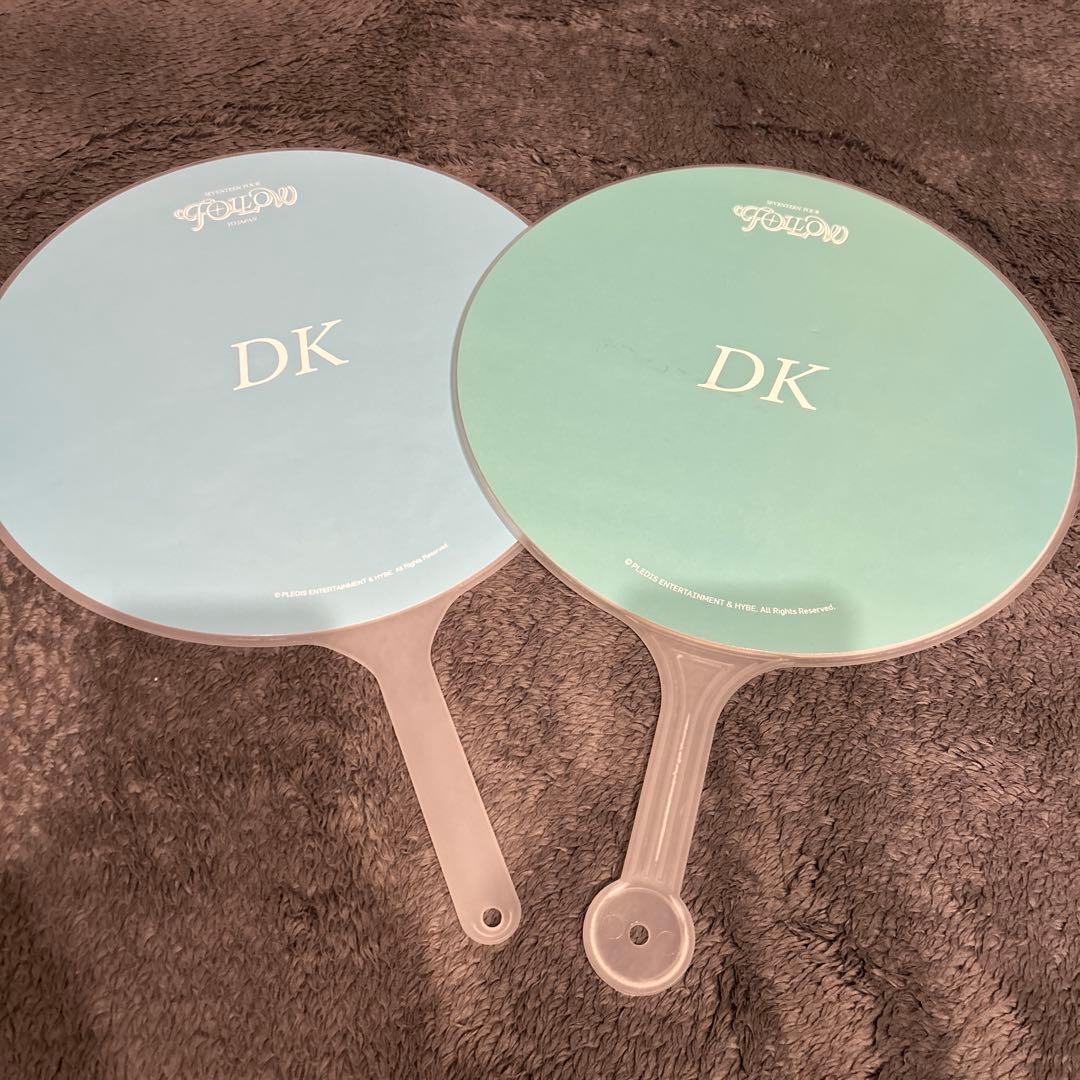 seventeen ドギョム うちわ follow - メルカリ